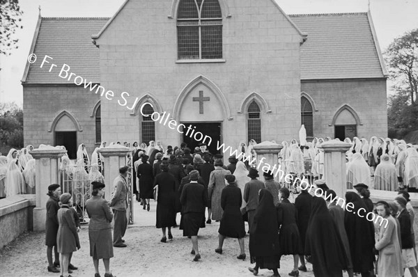 CHILDREN OF MARY PROCESSION AT END OF WOMENS MISSION